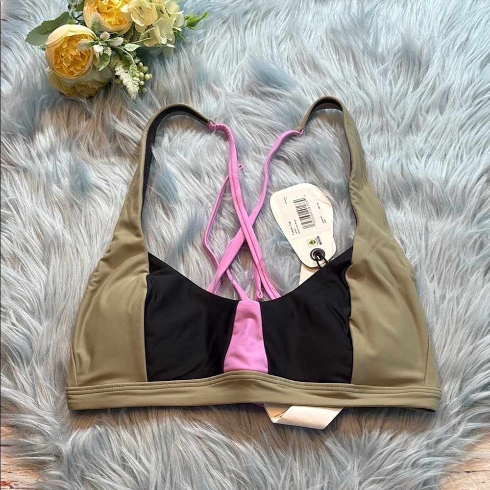 NWT Prana Tulum Bikini Top in Black Color Block